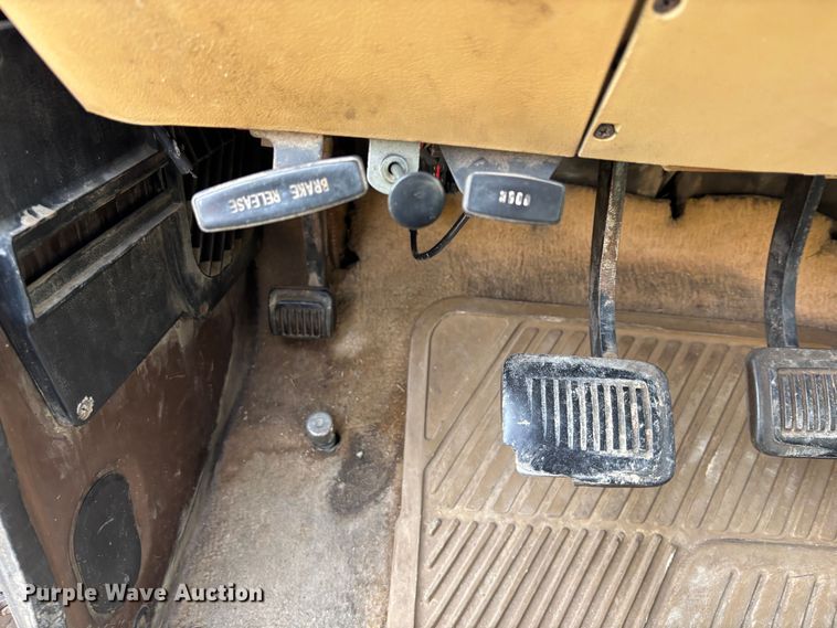 image for item DS2548 1987 Dodge  Power Ram  pickup truck