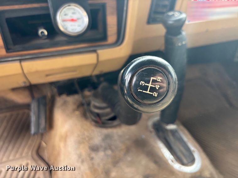 image for item DS2548 1987 Dodge  Power Ram  pickup truck