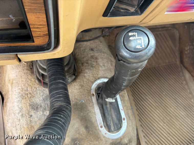 image for item DS2548 1987 Dodge  Power Ram  pickup truck