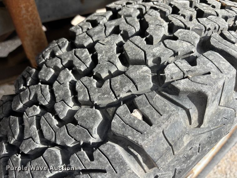 image for item DS2548 1987 Dodge  Power Ram  pickup truck