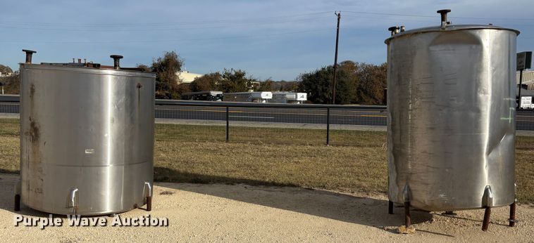 image for item DS2551 (2) stainless steel tanks 