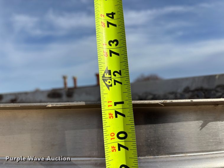 image for item DS2551 (2) stainless steel tanks 