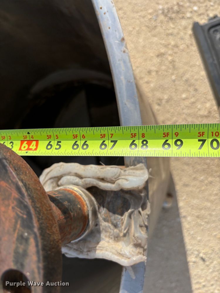 image for item DS2551 (2) stainless steel tanks 