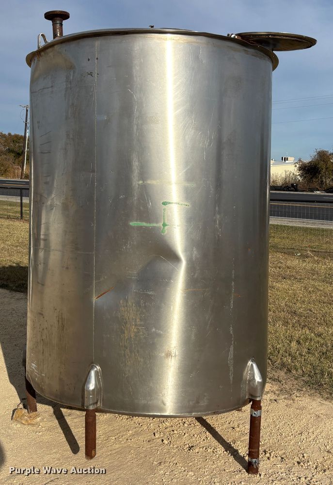 image for item DS2551 (2) stainless steel tanks 