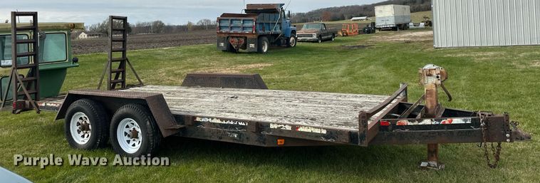 image for item DS3265 1998 Star equipment trailer