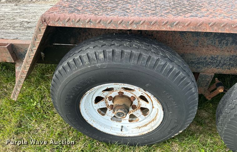 image for item DS3265 1998 Star equipment trailer