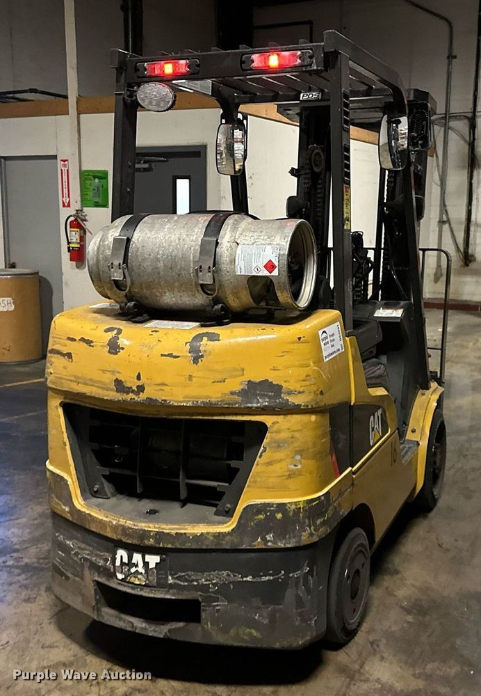image for item DS3291 Caterpillar C6000 forklift