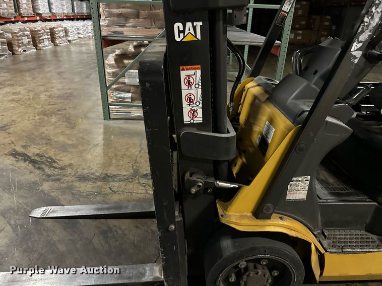 image for item DS3291 Caterpillar C6000 forklift