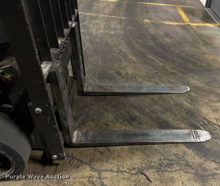 image for item DS3291 Caterpillar C6000 forklift