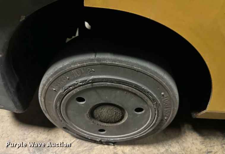 image for item DS3291 Caterpillar C6000 forklift