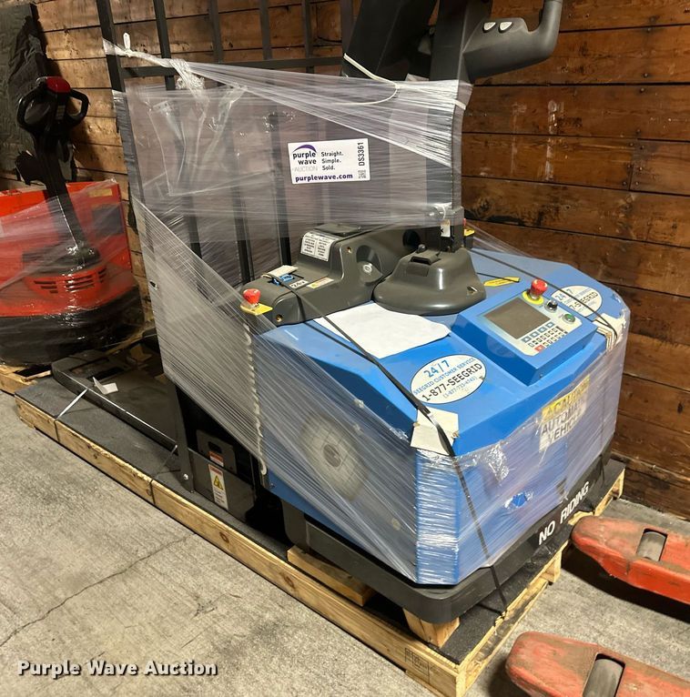 image for item DS3361 Seegrid 590016 order picker