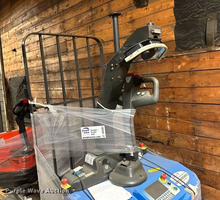 image for item DS3361 Seegrid 590016 order picker