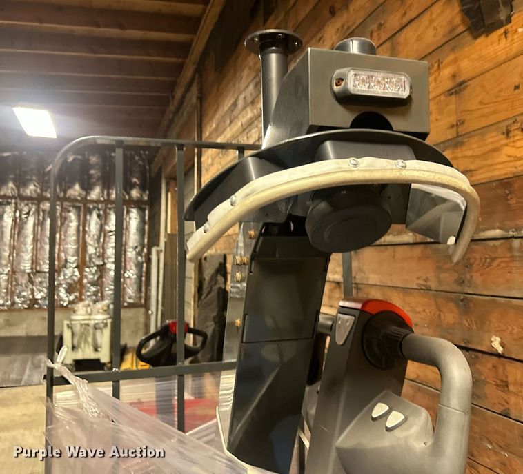 image for item DS3361 Seegrid 590016 order picker