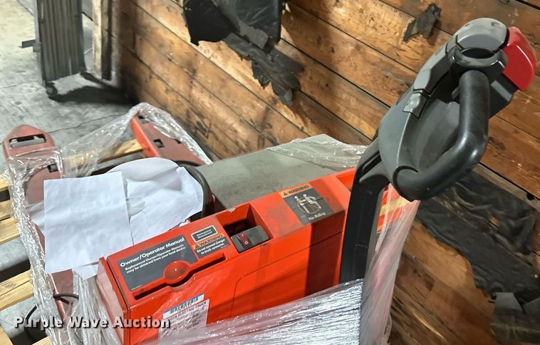 image for item DS3362 (2) pallet jacks