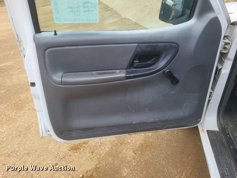 image for item DS5136 2010 Ford Ranger SuperCab pickup truck