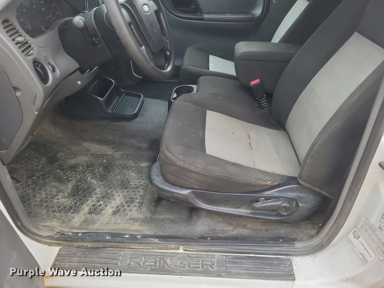 image for item DS5136 2010 Ford Ranger SuperCab pickup truck