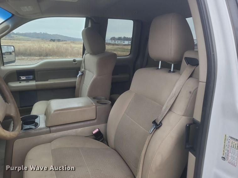 image for item DS5162 2006 Ford F150 XLT SuperCab pickup truck