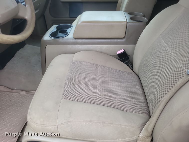 image for item DS5162 2006 Ford F150 XLT SuperCab pickup truck