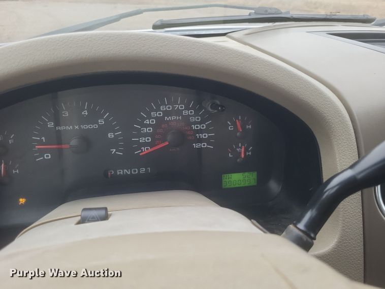 image for item DS5162 2006 Ford F150 XLT SuperCab pickup truck