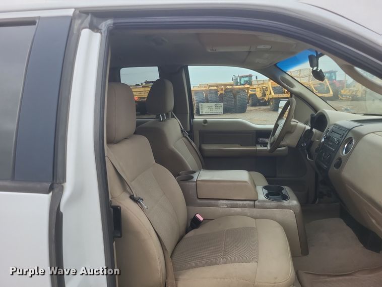 image for item DS5162 2006 Ford F150 XLT SuperCab pickup truck