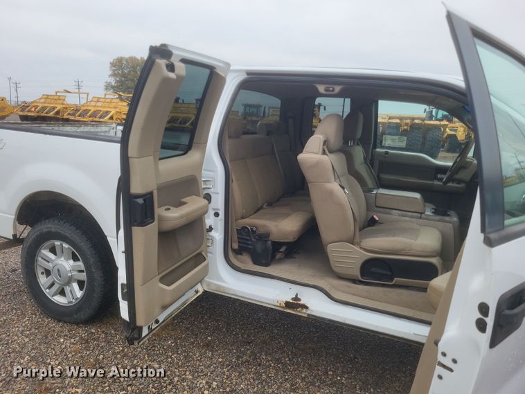 image for item DS5162 2006 Ford F150 XLT SuperCab pickup truck