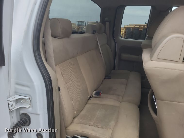 image for item DS5162 2006 Ford F150 XLT SuperCab pickup truck