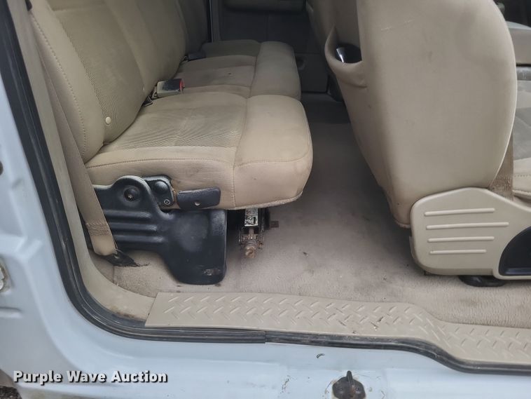 image for item DS5162 2006 Ford F150 XLT SuperCab pickup truck