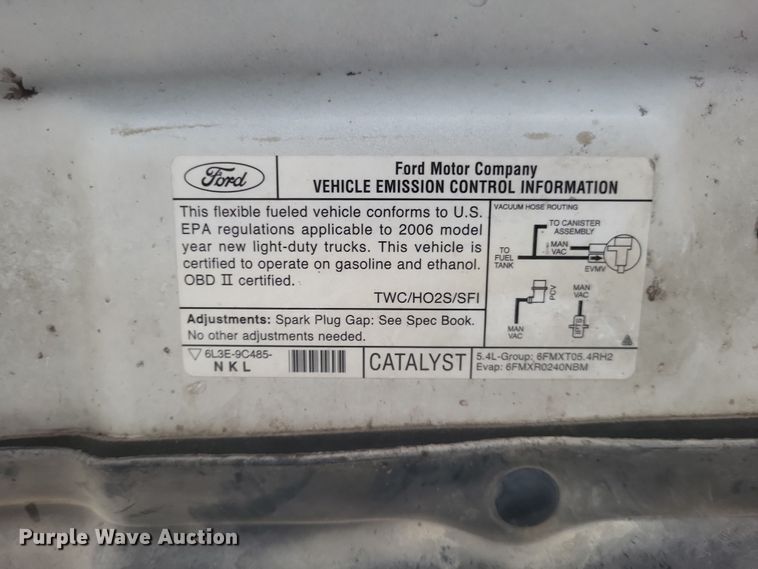 image for item DS5162 2006 Ford F150 XLT SuperCab pickup truck