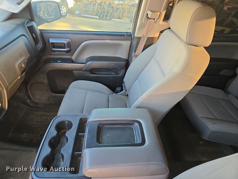 image for item DT5366 2015 Chevrolet Silverado 1500 Crew Cab pickup truck