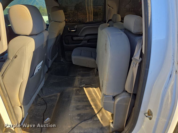 image for item DT5366 2015 Chevrolet Silverado 1500 Crew Cab pickup truck