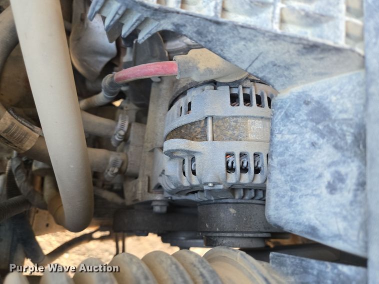 image for item DT5366 2015 Chevrolet Silverado 1500 Crew Cab pickup truck