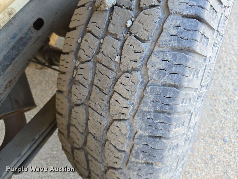 image for item DT5366 2015 Chevrolet Silverado 1500 Crew Cab pickup truck