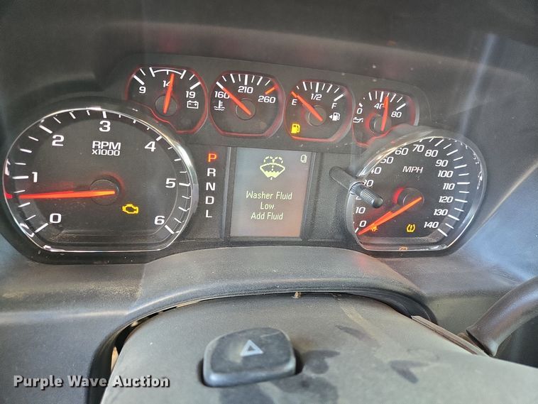 image for item DT5368 2017 Chevrolet Silverado 1500 Crew Cab pickup truck