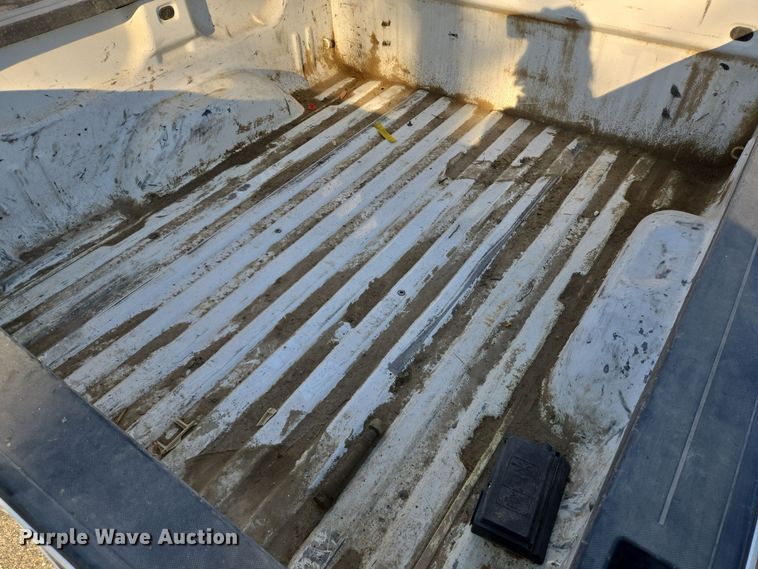 image for item DT5369 2015 Chevrolet Silverado 1500 Crew Cab pickup truck