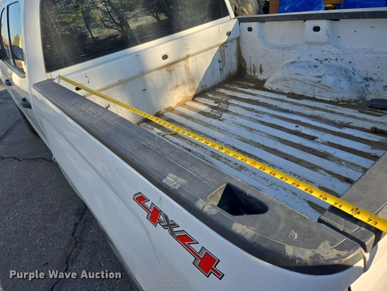 image for item DT5369 2015 Chevrolet Silverado 1500 Crew Cab pickup truck