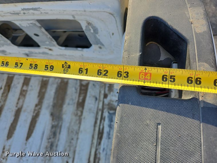 image for item DT5369 2015 Chevrolet Silverado 1500 Crew Cab pickup truck