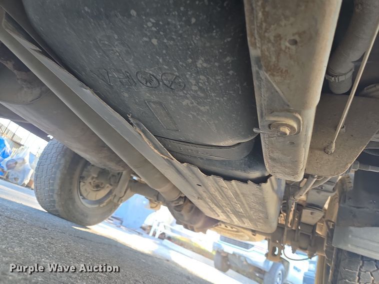 image for item DT5369 2015 Chevrolet Silverado 1500 Crew Cab pickup truck