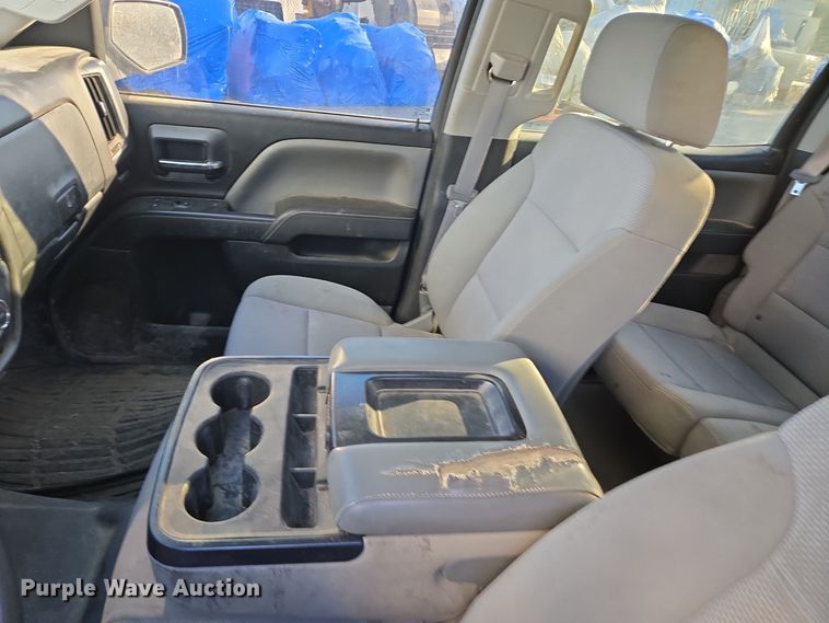 image for item DT5369 2015 Chevrolet Silverado 1500 Crew Cab pickup truck