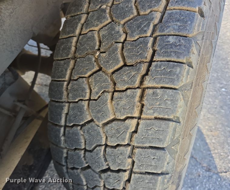 image for item DT5369 2015 Chevrolet Silverado 1500 Crew Cab pickup truck