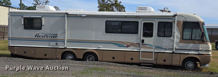 image for item DT5376 1996 PaceArrow Vision RV