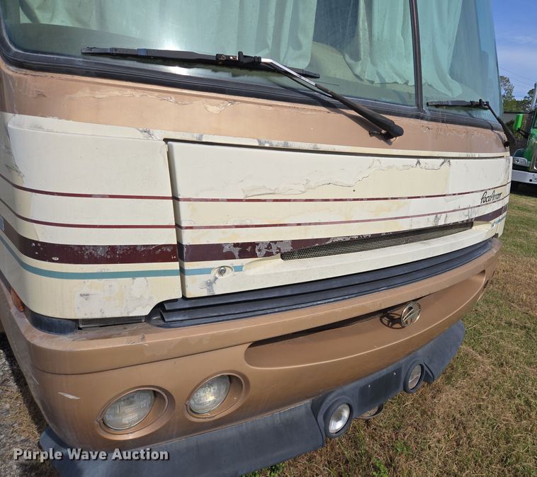image for item DT5376 1996 PaceArrow Vision RV