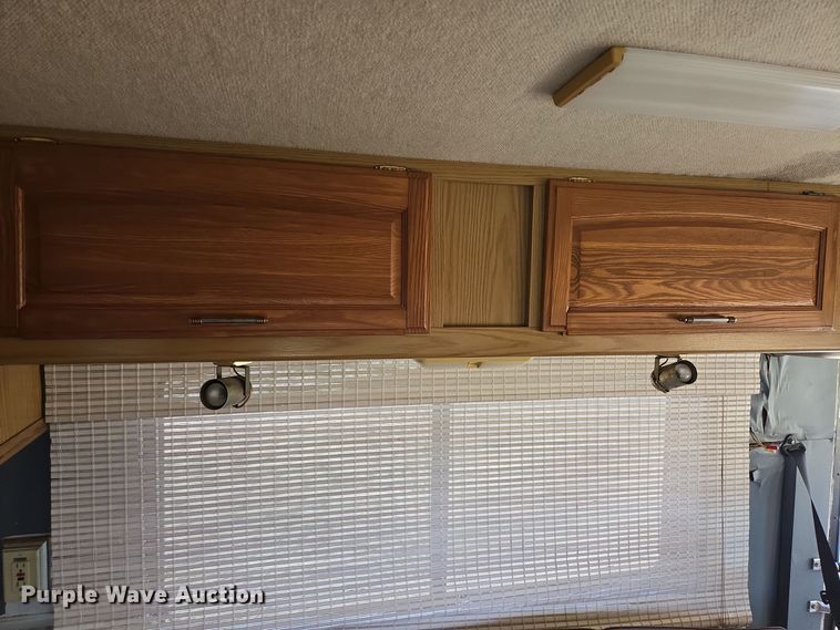 image for item DT5376 1996 PaceArrow Vision RV