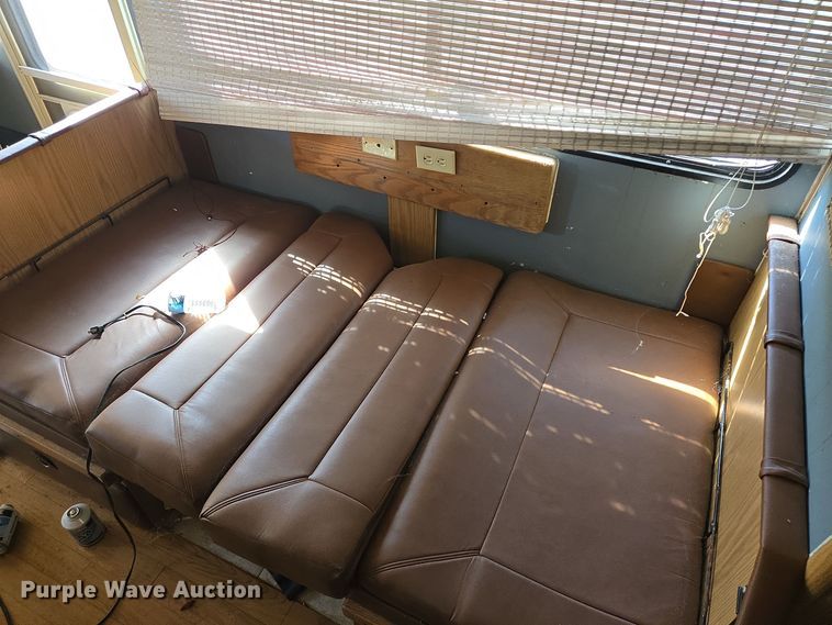 image for item DT5376 1996 PaceArrow Vision RV