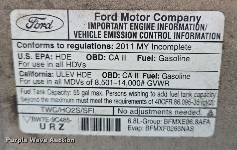 image for item DT5380 2011 Ford E350 shuttle bus