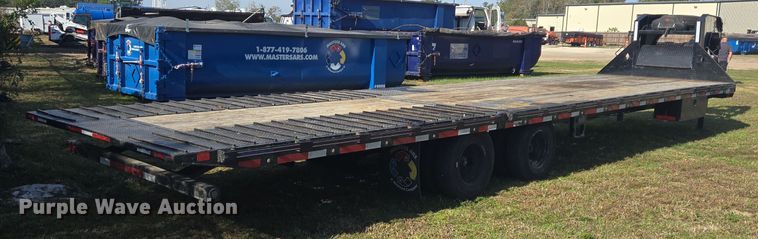 image for item DT5382 2021 Diamond C hydraulic tail equipment trailer