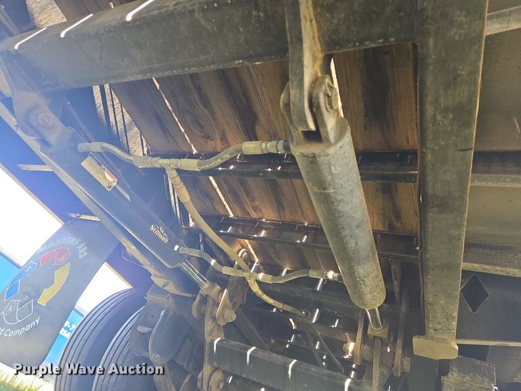 image for item DT5382 2021 Diamond C hydraulic tail equipment trailer