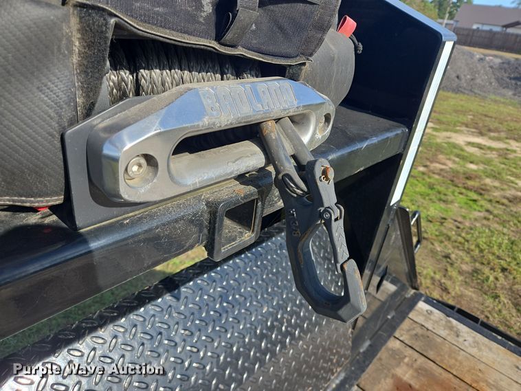 image for item DT5382 2021 Diamond C hydraulic tail equipment trailer