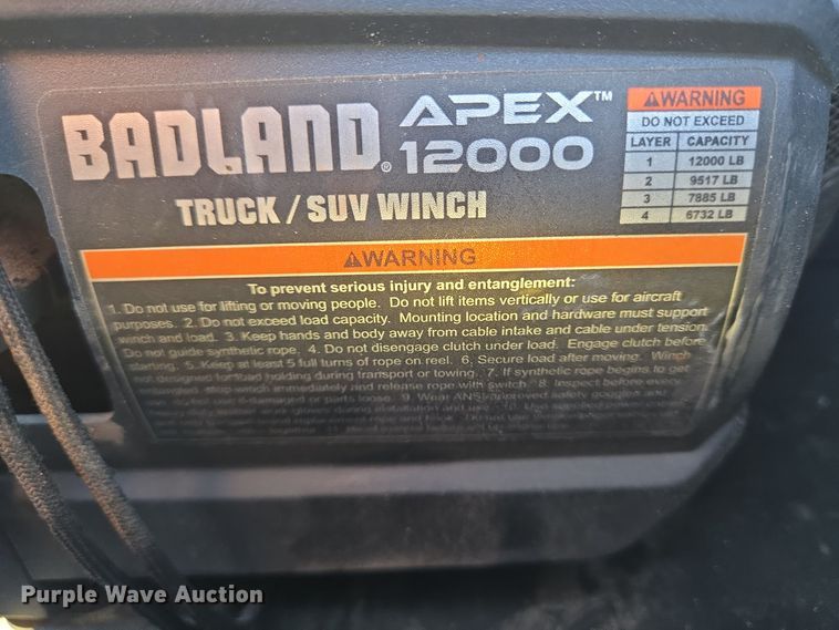 image for item DT5382 2021 Diamond C hydraulic tail equipment trailer