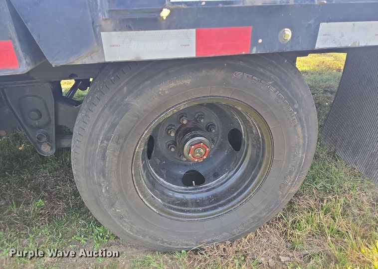 image for item DT5382 2021 Diamond C hydraulic tail equipment trailer
