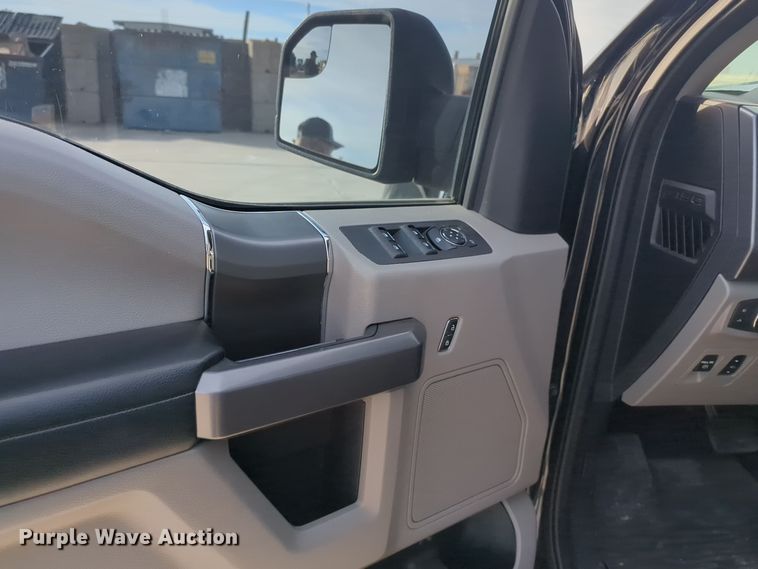 image for item DT6503 2020 Ford F150 SuperCrew pickup truck